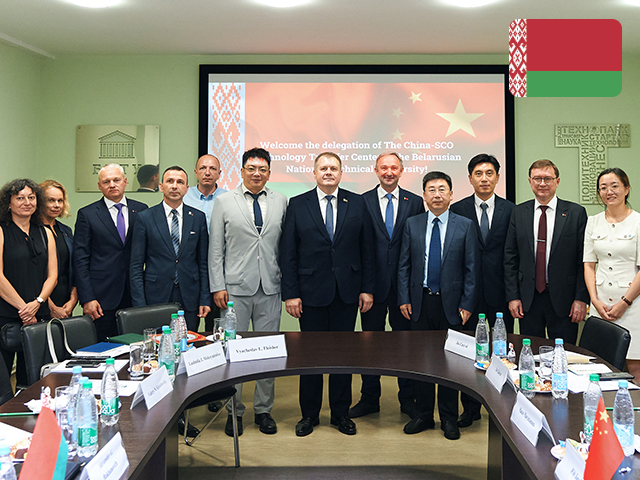 白俄罗斯教育部第一副部长